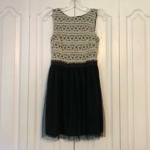 Speeckless black dress